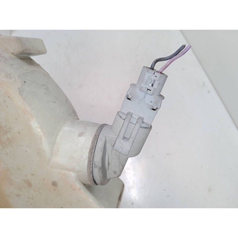 Recambio de intermitente delantero izquierdo para renault master ii autobús (jd) 2.2 dci 90 referencia OEM IAM 7700352107  38230