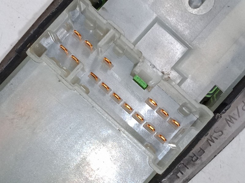 Recambio de mando elevalunas delantero izquierdo para nissan almera tino (v10) 2.2 dci referencia OEM IAM 80961BU400  