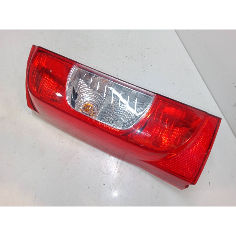 Recambio de piloto trasero izquierdo para fiat fiorino furgoneta/monovolumen (225_) 1.3 d multijet (225bxd1a, 225bxb1a, 225bxb11