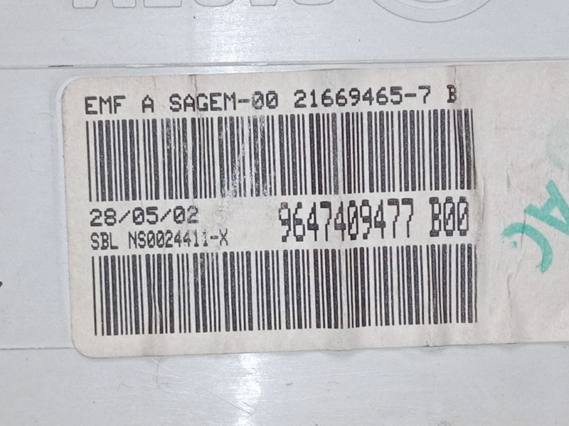 Recambio de pantalla interior reloj para citroën c3 i (fc_, fn_) 1.4 16v hdi referencia OEM IAM 9647409477B00  