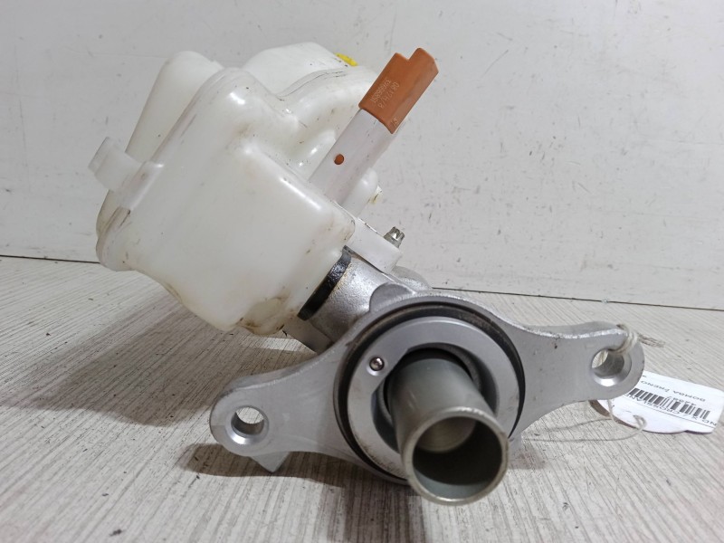 Recambio de bomba freno para opel crossland x / crossland (p17, p2qo) 1.2 (75) referencia OEM IAM   