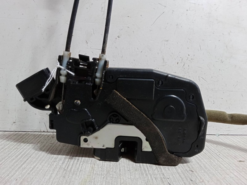 Recambio de cerradura puerta trasera derecha para nissan x-trail ii (t31) 2.0 dci 4x4 referencia OEM IAM   