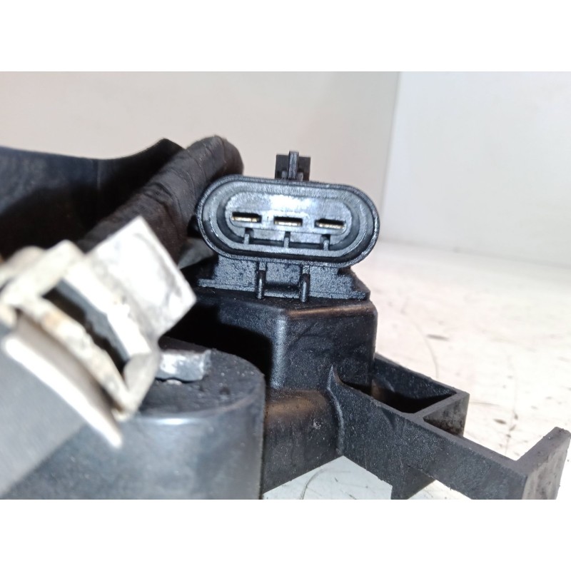 Recambio de electroventilador para opel astra g hatchback (t98) 1.7 cdti (f08, f48) referencia OEM IAM 24431828  0130303246 Recambio de electroventilador para opel astra g hatchback (t98) 1.7 cdti (f08, f48) referencia OEM IAM 24431828  0130303246