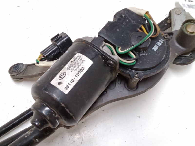 Recambio de motor limpia delantero para kia carens iii monospace (un) 2.0 crdi 115 referencia OEM IAM 981101D000  035418200