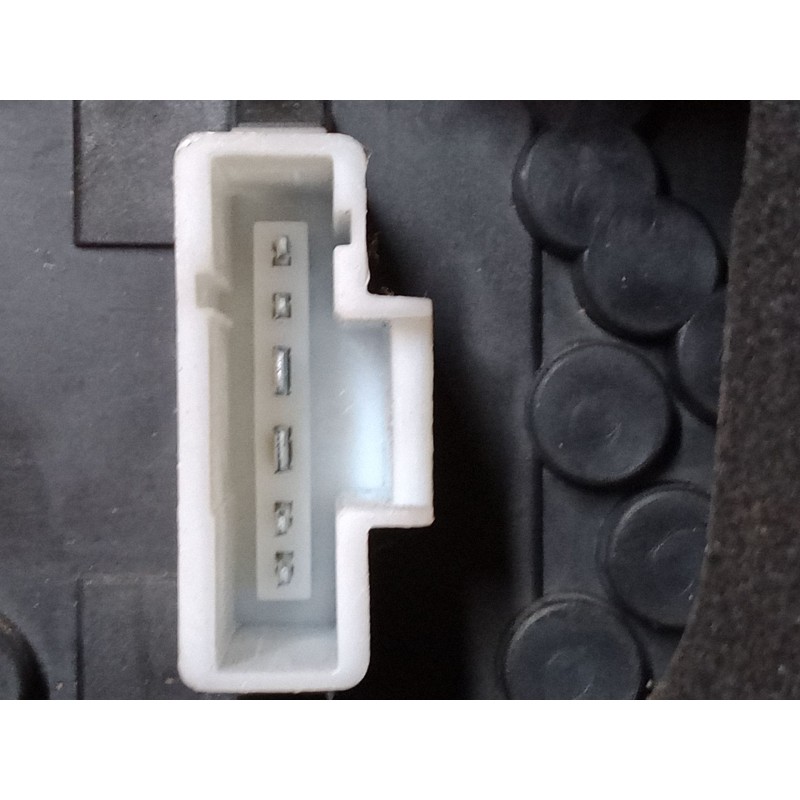 Recambio de piloto trasero izquierdo para peugeot 407 (6d_) 2.0 hdi 135 (6drhrh, 6drhre, 6drhrg, 6drhrj) referencia OEM IAM   