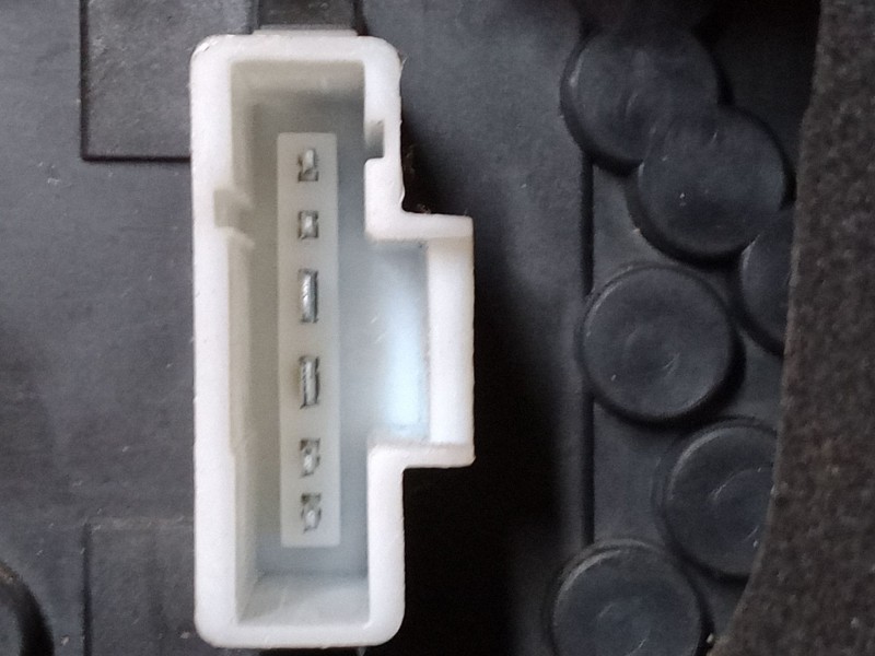 Recambio de piloto trasero izquierdo para peugeot 407 (6d_) 2.0 hdi 135 (6drhrh, 6drhre, 6drhrg, 6drhrj) referencia OEM IAM   