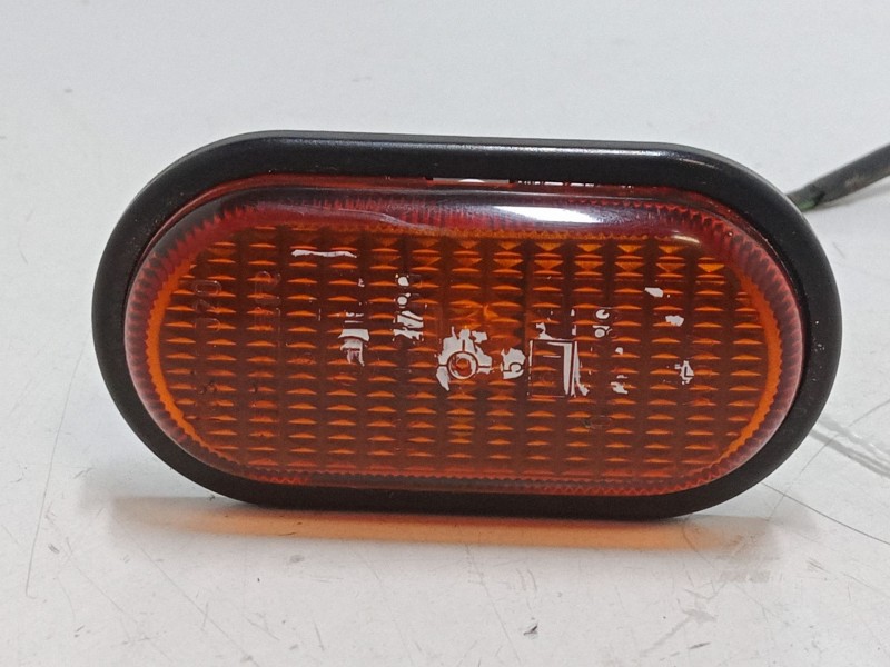 Recambio de intermitente lateral izquierdo para opel movano a furgoneta (x70) 1.9 dti (fd) referencia OEM IAM   