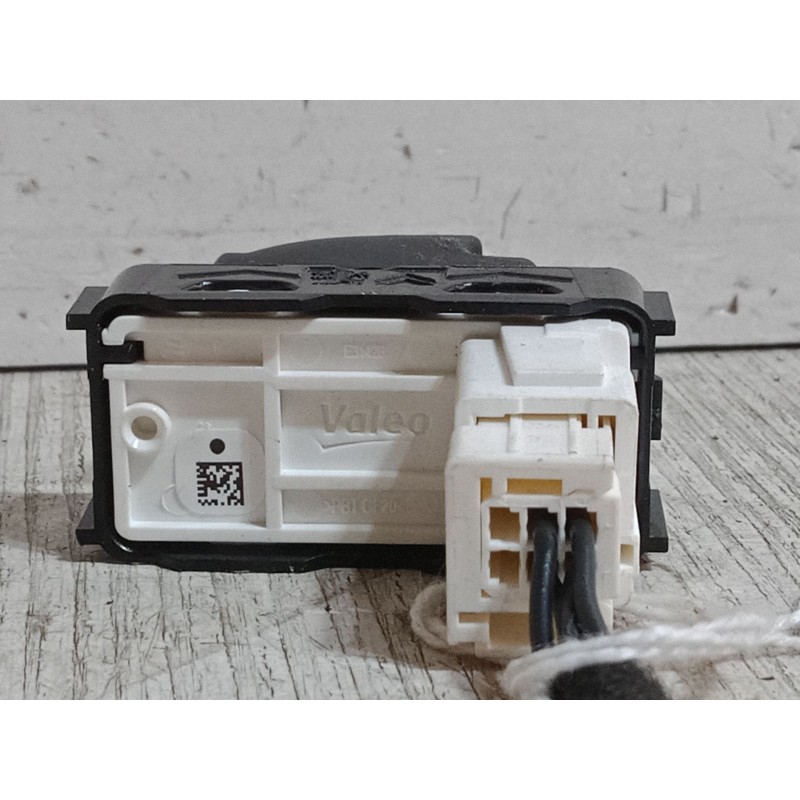 Recambio de mando elevalunas trasero derecho para opel crossland x / crossland (p17, p2qo) 1.2 (75) referencia OEM IAM   