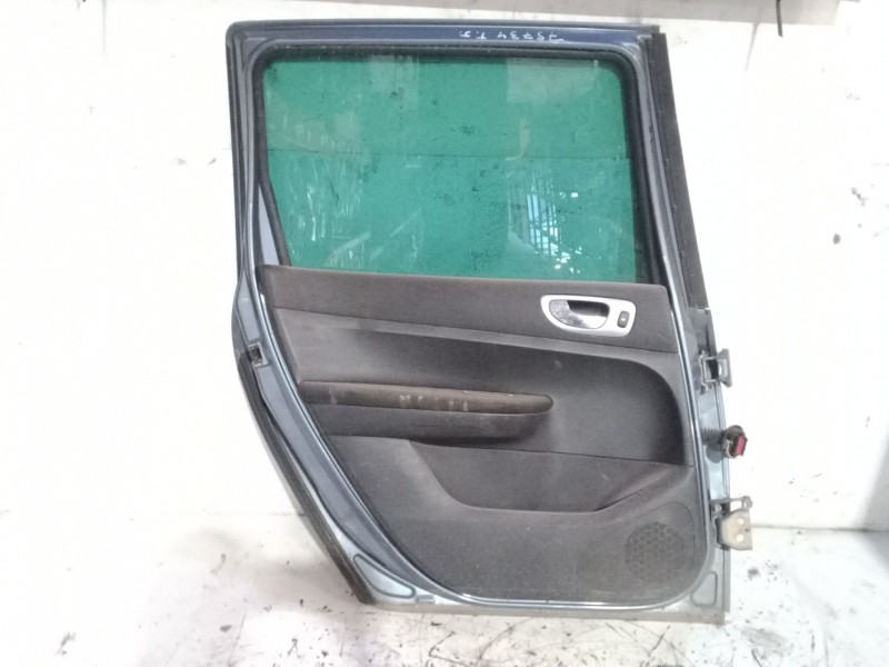 Recambio de puerta trasera izquierda para peugeot 307 sw (3h) 1.6 hdi 110 referencia OEM IAM   