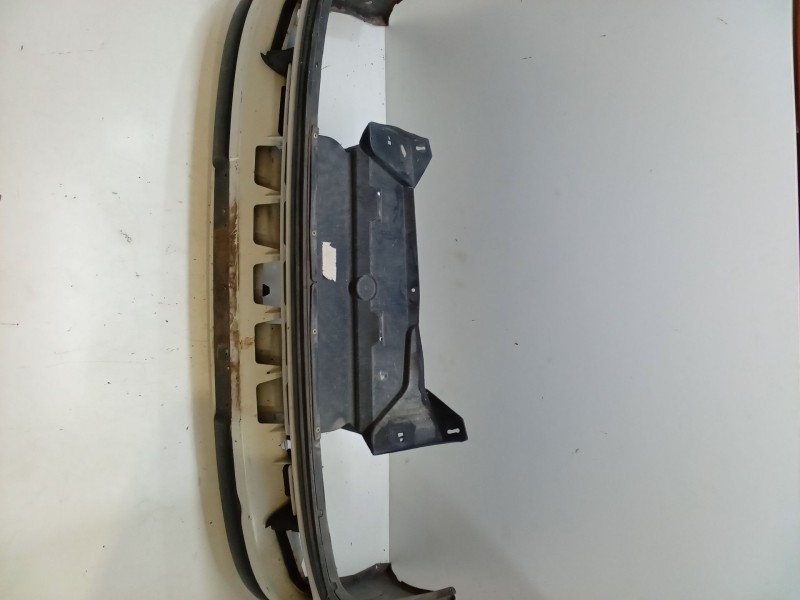 Recambio de paragolpes delantero para renault megane i (ba0/1_) 1.9 d eco (ba0a, ba0u, ba0r) referencia OEM IAM    Recambio de paragolpes delantero para renault megane i (ba0/1_) 1.9 d eco (ba0a, ba0u, ba0r) referencia OEM IAM