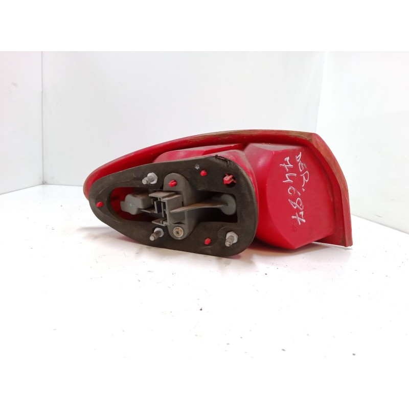 Recambio de piloto trasero derecho para alfa romeo 147 (937_) 2.0 16v t.spark (937.axa1, 937.axc1, 937.bxc1) referencia OEM IAM 