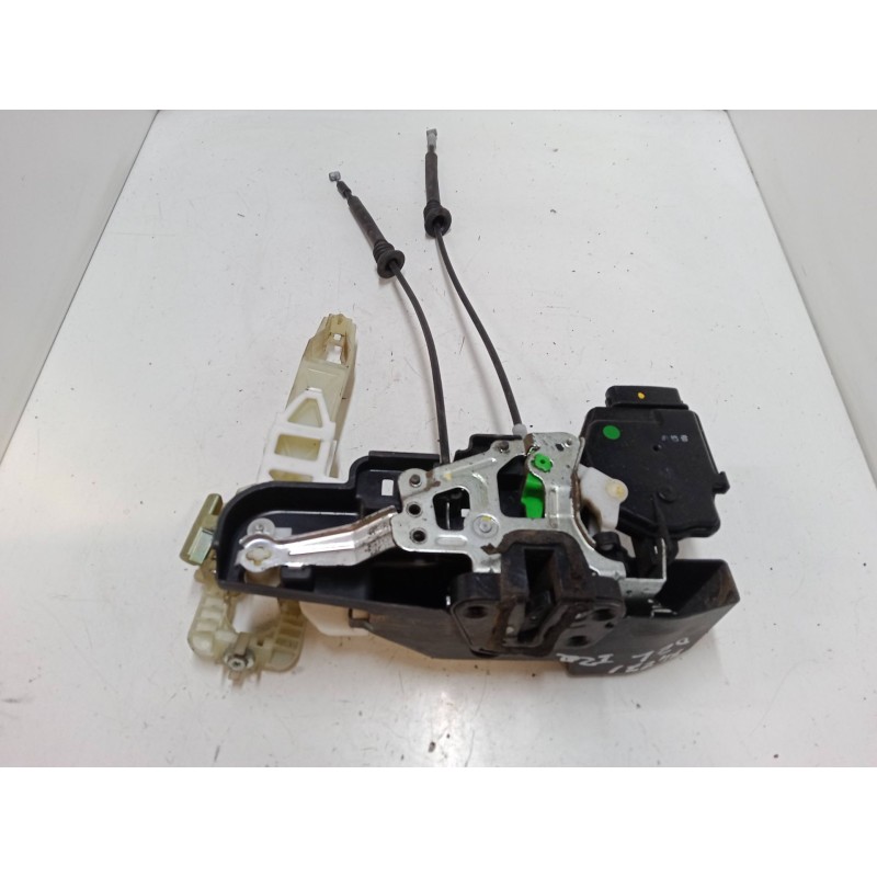 Recambio de cerradura puerta delantera izquierda para kia carens iii monospace (un) 2.0 crdi 115 referencia OEM IAM   
