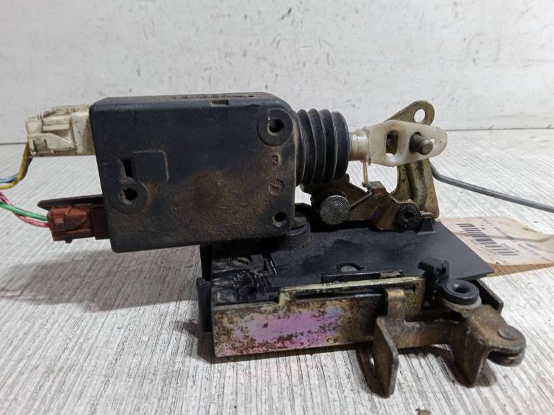 CERRADURA PUERTA TRASERA IZQUIERDA 