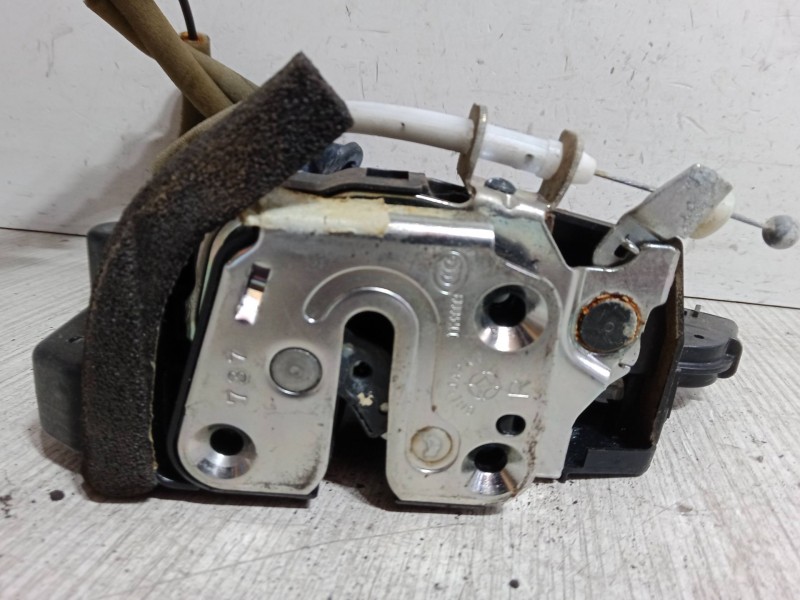 Recambio de cerradura puerta delantera derecha para nissan x-trail ii (t31) 2.0 dci 4x4 referencia OEM IAM   