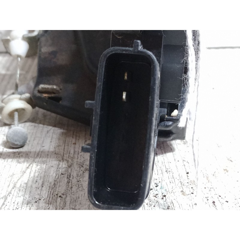 Recambio de cerradura puerta delantera derecha para nissan x-trail ii (t31) 2.0 dci 4x4 referencia OEM IAM   