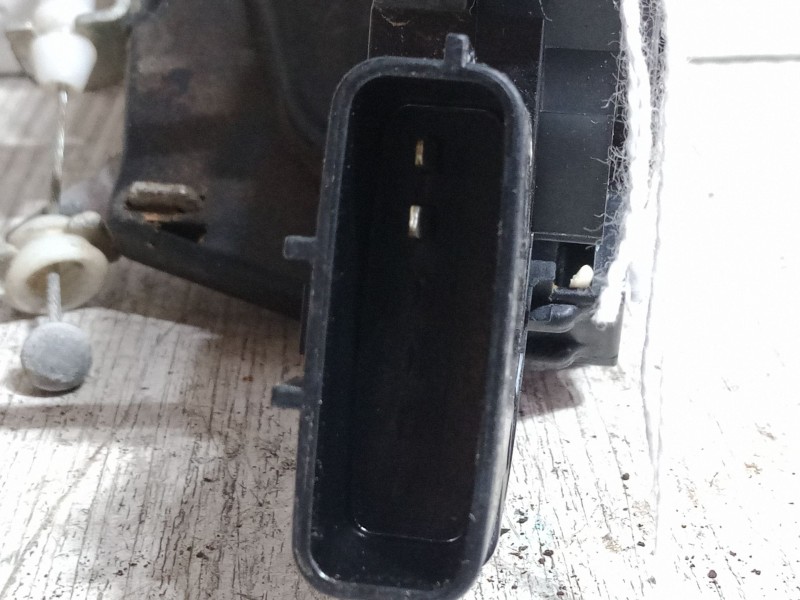 Recambio de cerradura puerta delantera derecha para nissan x-trail ii (t31) 2.0 dci 4x4 referencia OEM IAM   