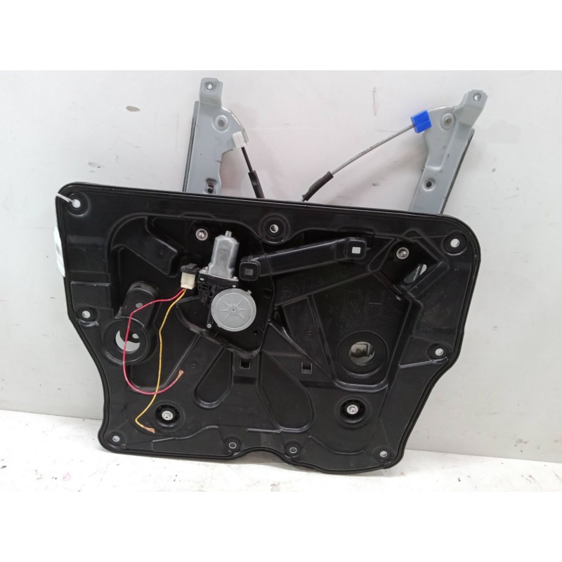 Recambio de elevalunas electrico delantero derecho para nissan x-trail ii (t31) 2.0 dci 4x4 referencia OEM IAM   