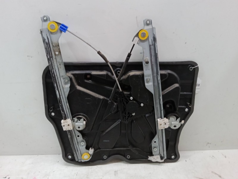 Recambio de elevalunas electrico delantero derecho para nissan x-trail ii (t31) 2.0 dci 4x4 referencia OEM IAM   