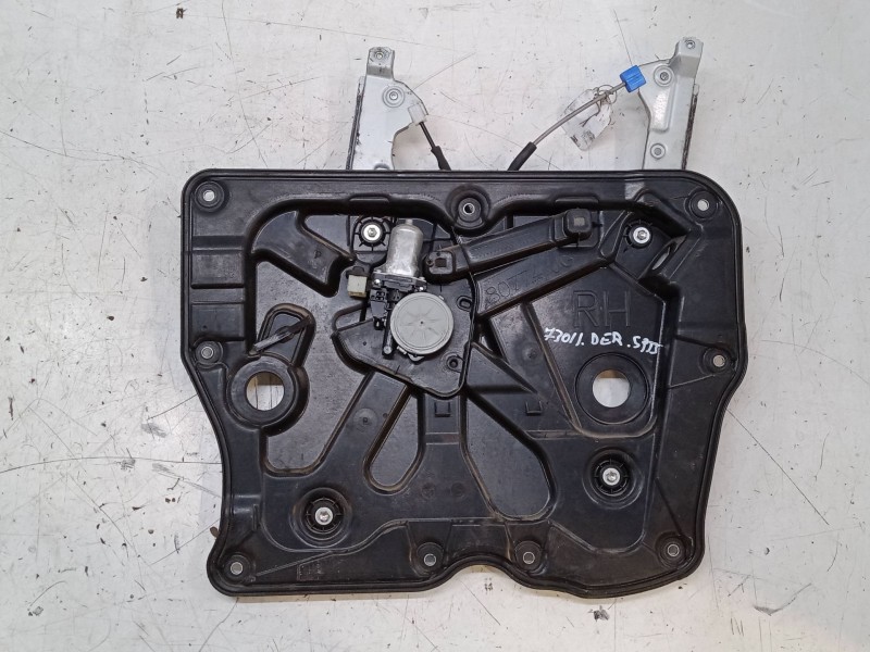 Recambio de elevalunas electrico delantero derecho para nissan x-trail ii (t31) 2.0 dci referencia OEM IAM   