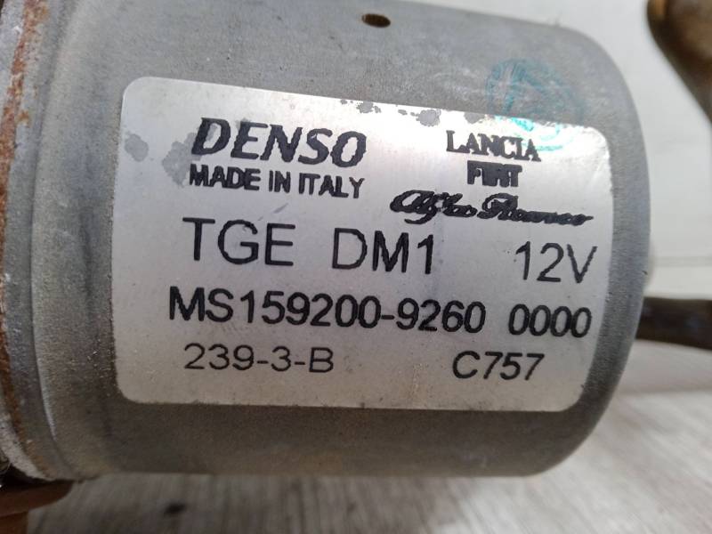 MOTOR LIMPIA DELANTERO 