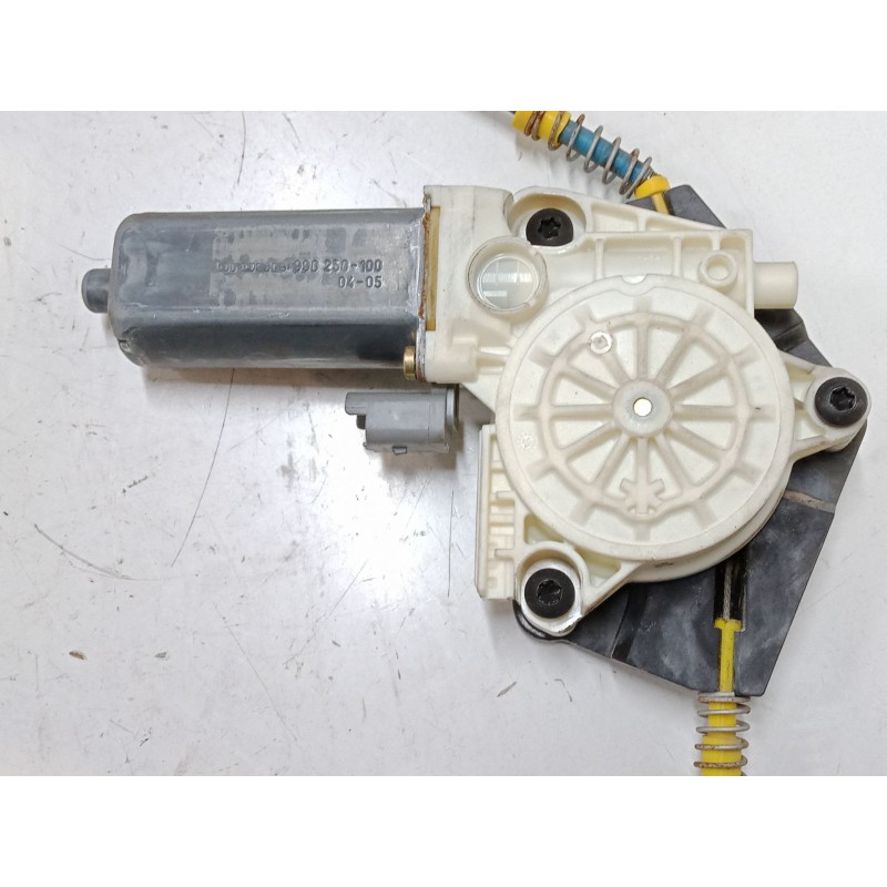 Recambio de elevalunas electrico delantero derecho para peugeot 307 (3a/c) 1.4 16v referencia OEM IAM 990250100  