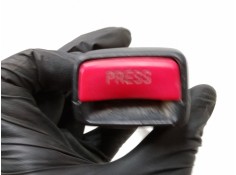 Recambio de anclaje cinturon delantero derecho para nissan almera ii hatchback (n16) 1.5 referencia OEM IAM    2