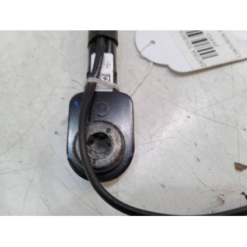 ANCLAJE CINTURON DELANTERO DERECHO 