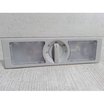 LUZ INTERIOR TRASERA 0886400 