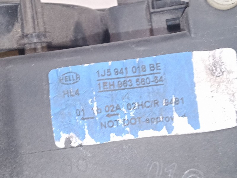 Recambio de faro derecho para volkswagen bora i (1j2) 2.0 referencia OEM IAM 1J5941018BE  