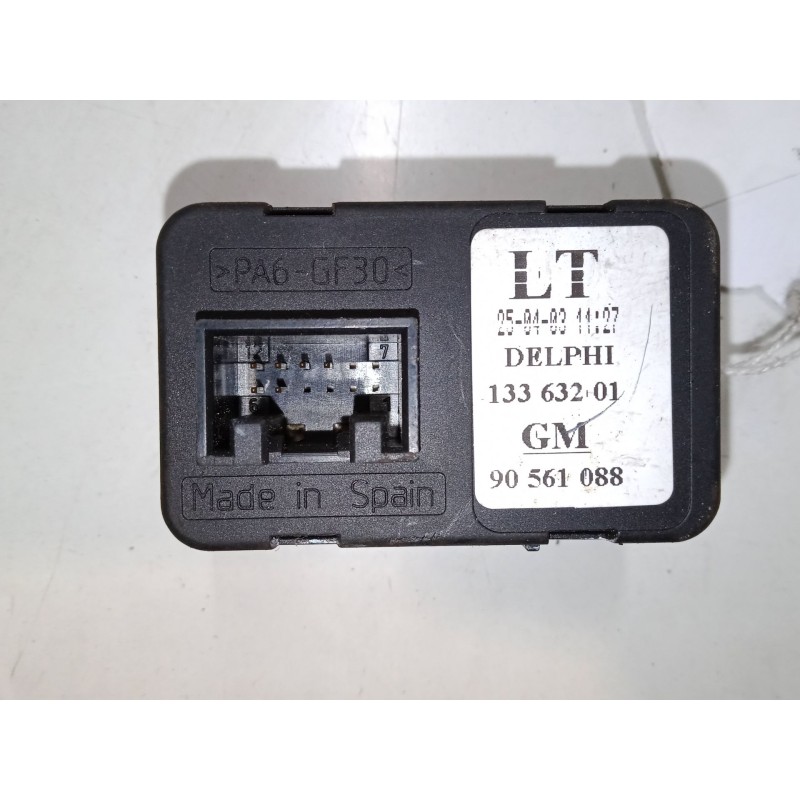 Recambio de mando elevalunas delantero izquierdo para opel astra g station wagon (t98) 1.7 dti 16v (f35) referencia OEM IAM 1336