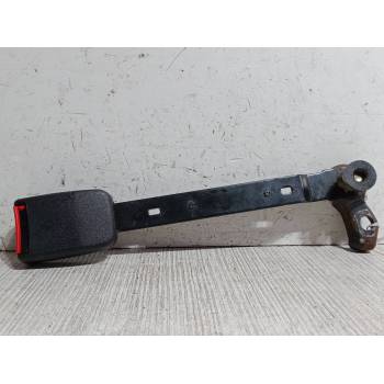ANCLAJE CINTURON DELANTERO DERECHO 