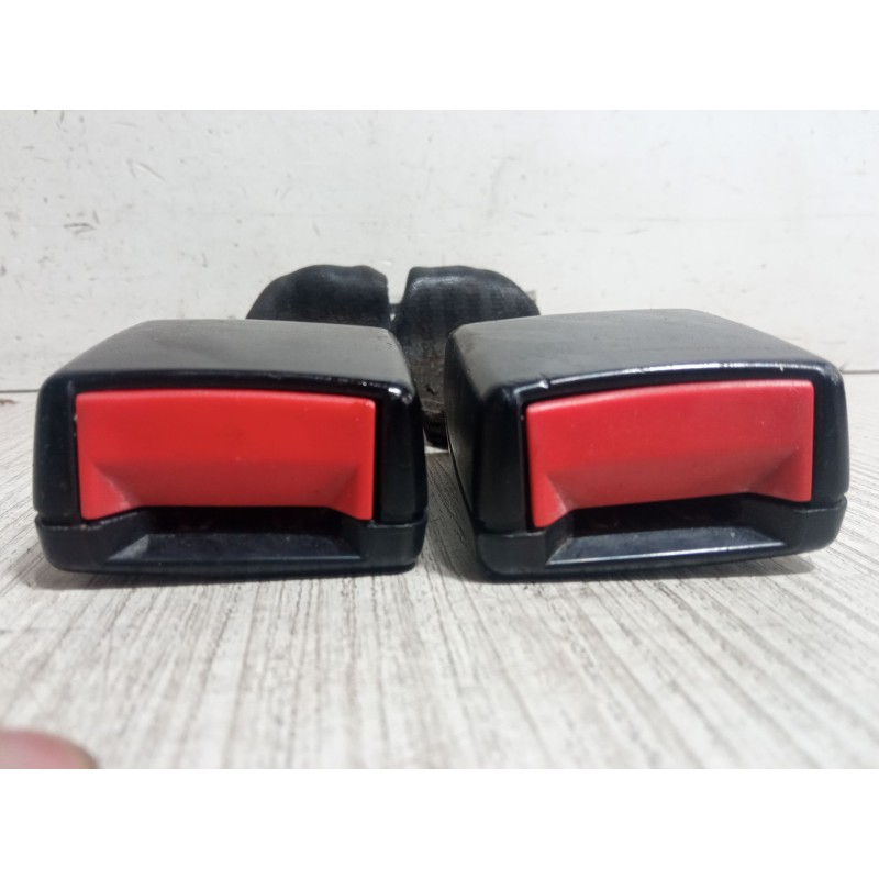 Recambio de anclaje cinturon trasero derecho para ford fiesta v (jh_, jd_) 1.4 16v referencia OEM IAM   