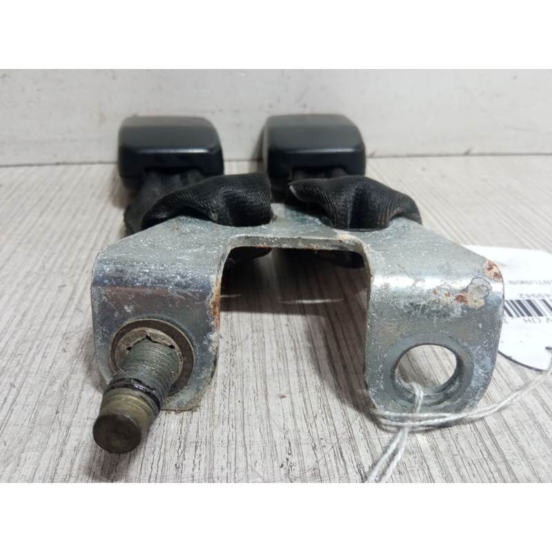 Recambio de anclaje cinturon trasero derecho para ford fiesta v (jh_, jd_) 1.4 16v referencia OEM IAM   
