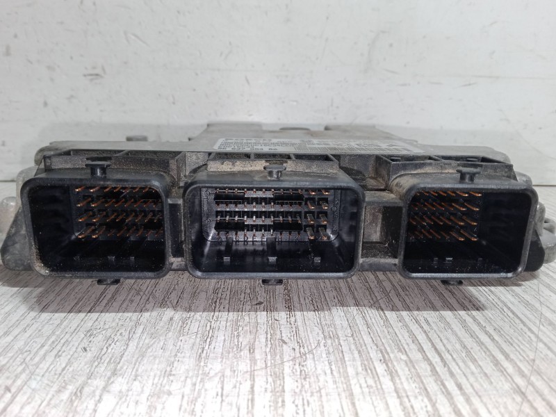 Recambio de centralita motor uce para peugeot 207/207+ (wa_, wc_) 1.6 hdi referencia OEM IAM 9663754480 EDC16C34 0281013868