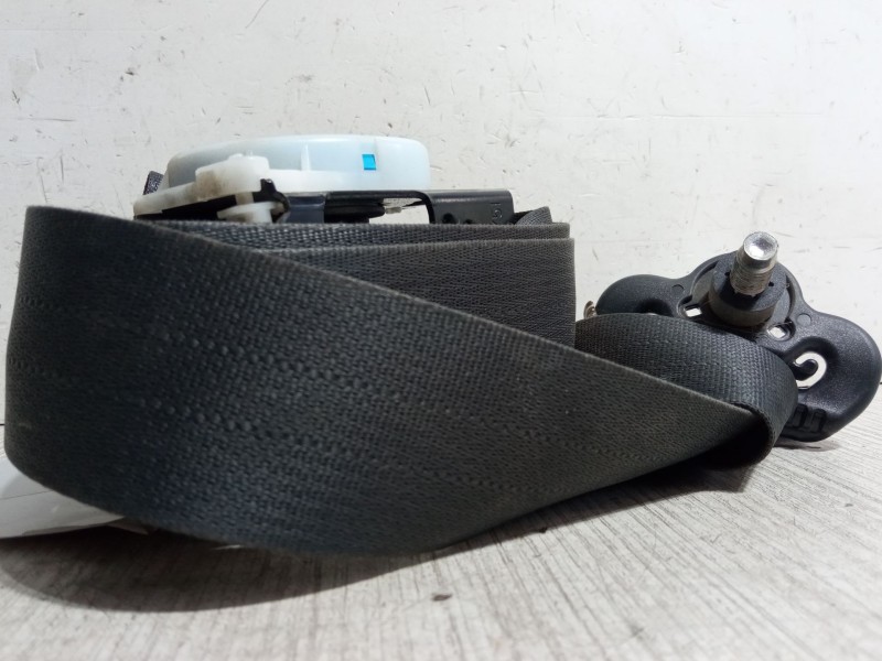 Recambio de cinturon seguridad trasero derecho para nissan x-trail ii (t31) 2.0 dci 4x4 referencia OEM IAM   