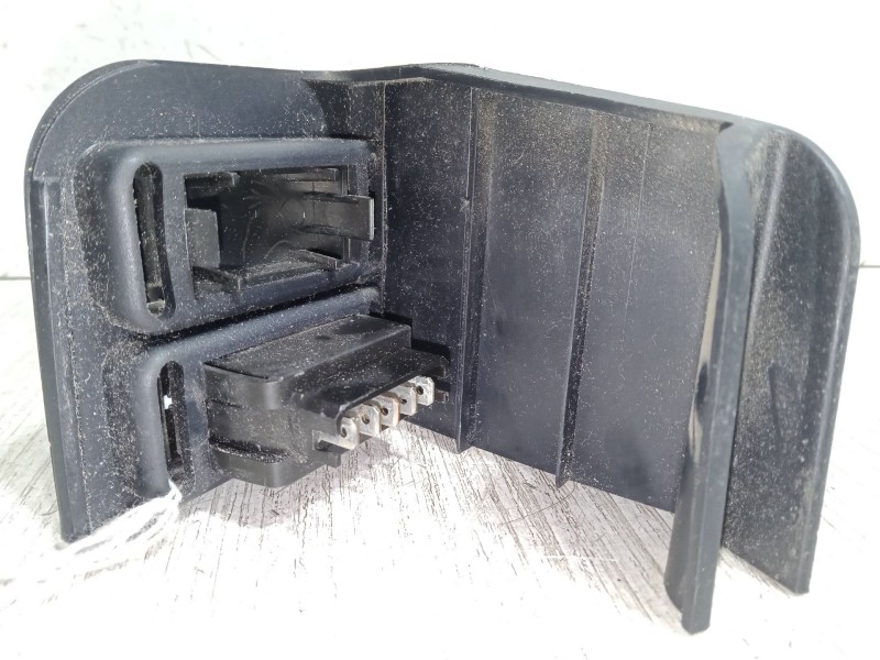 Recambio de elevalunas electrico delantero derecho para peugeot 205 furgoneta/hatchback 1.1 referencia OEM IAM   