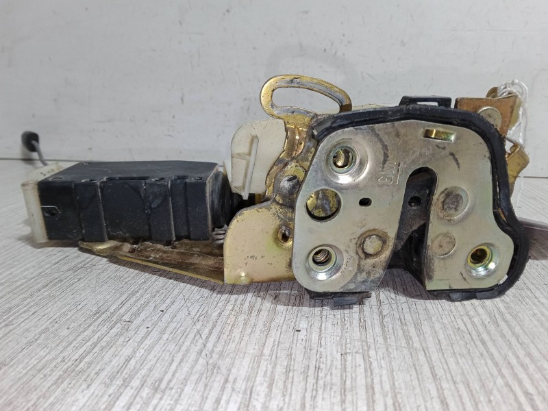 Recambio de cerradura puerta delantera izquierda para opel astra f hatchback (t92) 1.6 i (f08, m08, f68, m68) referencia OEM IAM