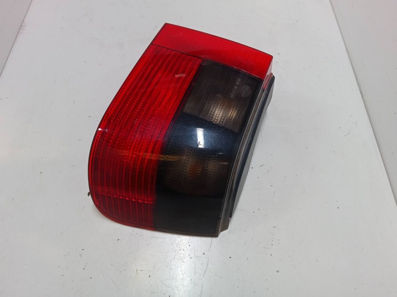 Recambio de piloto trasero derecho para seat ibiza ii (6k1) 1.4 i referencia OEM IAM   