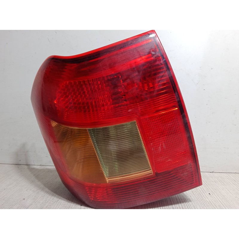 Recambio de piloto trasero derecho para toyota corolla (_e12_) 1.6 vvt-i (zze121_) referencia OEM IAM   