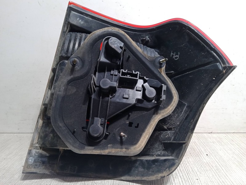 Recambio de piloto trasero derecho para toyota corolla (_e12_) 1.6 vvt-i (zze121_) referencia OEM IAM   