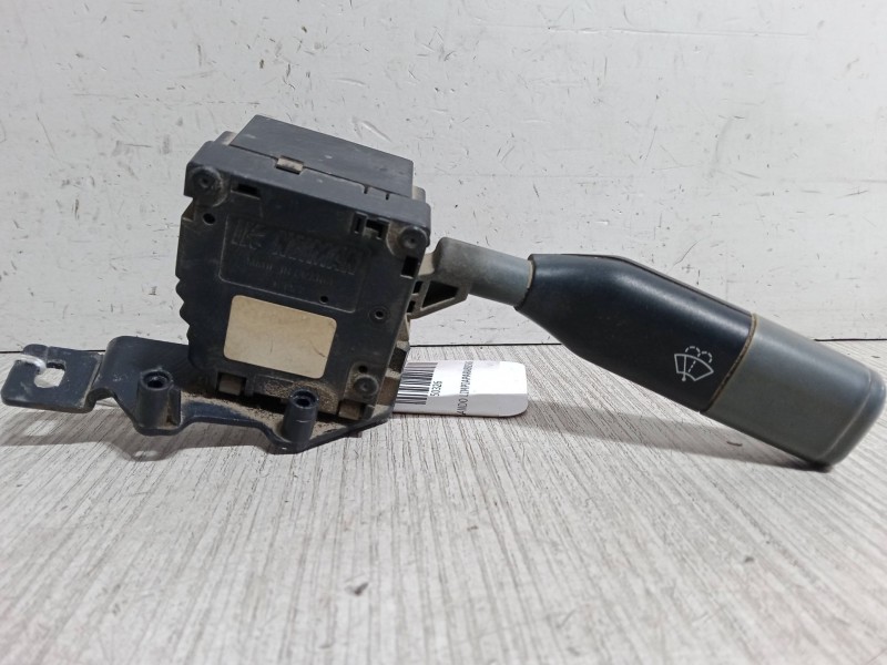 Recambio de mando limpiaparabrisas para renault express furgoneta/monovolumen (f40_, g40_) 1.9 d (f40r) referencia OEM IAM    Recambio de mando limpiaparabrisas para renault express furgoneta/monovolumen (f40_, g40_) 1.9 d (f40r) referencia OEM IAM