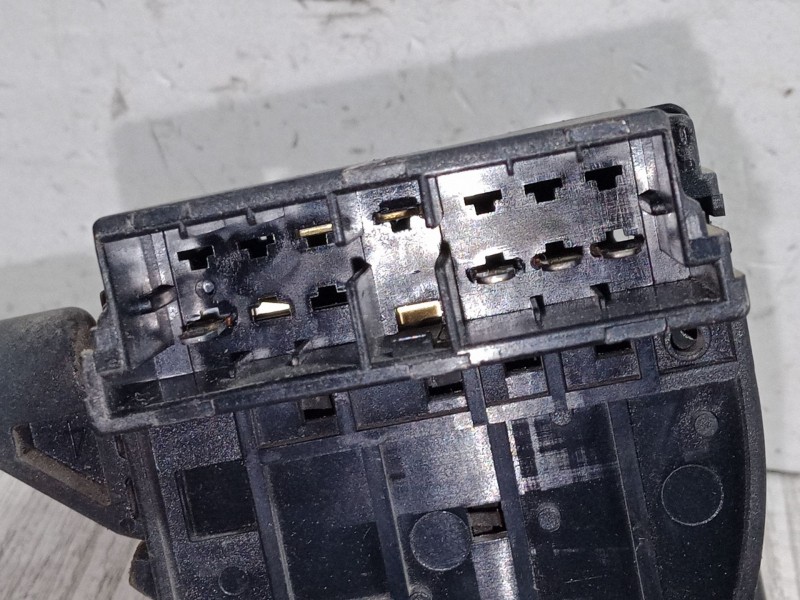Recambio de mando limpiaparabrisas para renault express furgoneta/monovolumen (f40_, g40_) 1.9 d (f40r) referencia OEM IAM    Recambio de mando limpiaparabrisas para renault express furgoneta/monovolumen (f40_, g40_) 1.9 d (f40r) referencia OEM IAM