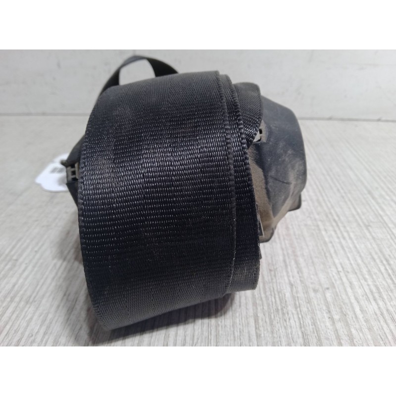Recambio de cinturon con pretensor trasero izquierdo para seat ibiza ii (6k1) 1.4 i referencia OEM IAM    Recambio de cinturon con pretensor trasero izquierdo para seat ibiza ii (6k1) 1.4 i referencia OEM IAM