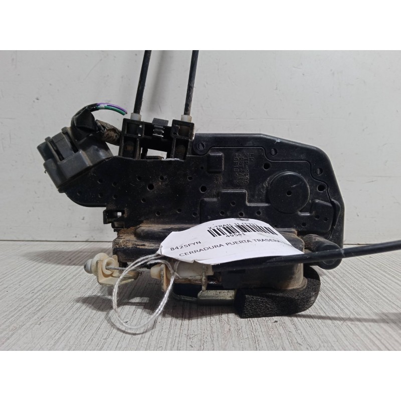 Recambio de cerradura puerta trasera izquierda para nissan x-trail ii (t31) 2.0 dci 4x4 referencia OEM IAM   