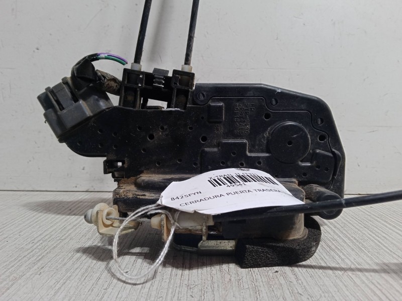 Recambio de cerradura puerta trasera izquierda para nissan x-trail ii (t31) 2.0 dci 4x4 referencia OEM IAM   