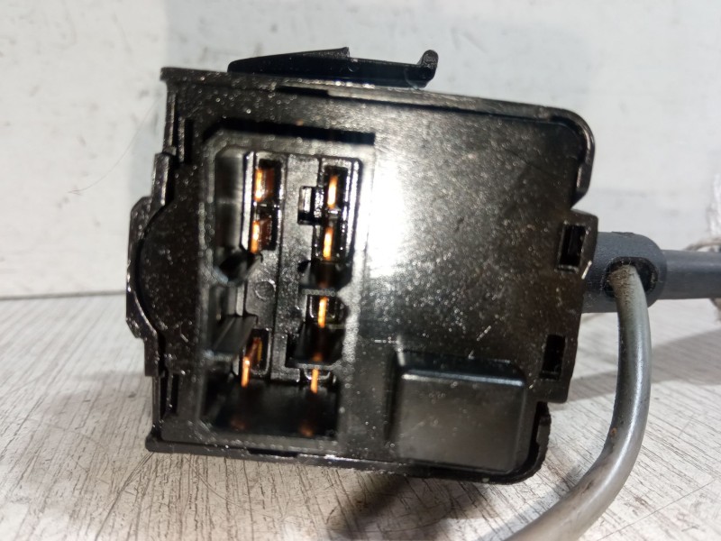Recambio de mando de intermitencia para chevrolet aveo / kalos hatchback (t200) 1.4 16v referencia OEM IAM   