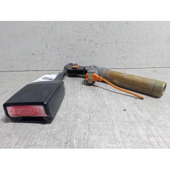 ANCLAJE CINTURON DELANTERO DERECHO 