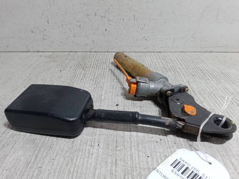 ANCLAJE CINTURON DELANTERO IZQUIERDO 