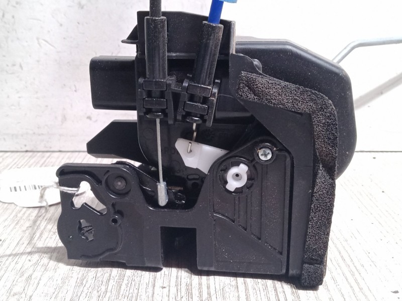 Recambio de cerradura puerta delantera derecha para kia picanto iii (ja) 1.0 referencia OEM IAM 81320G6040  