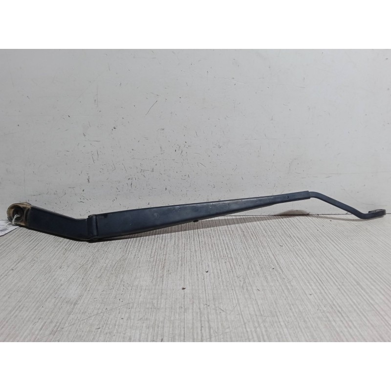 Recambio de brazo limpia delantero izquierdo para nissan x-trail ii (t31) 2.0 dci 4x4 referencia OEM IAM   